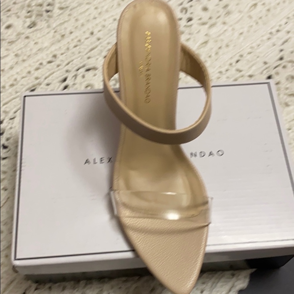 Shoes - Picture 5 of 6